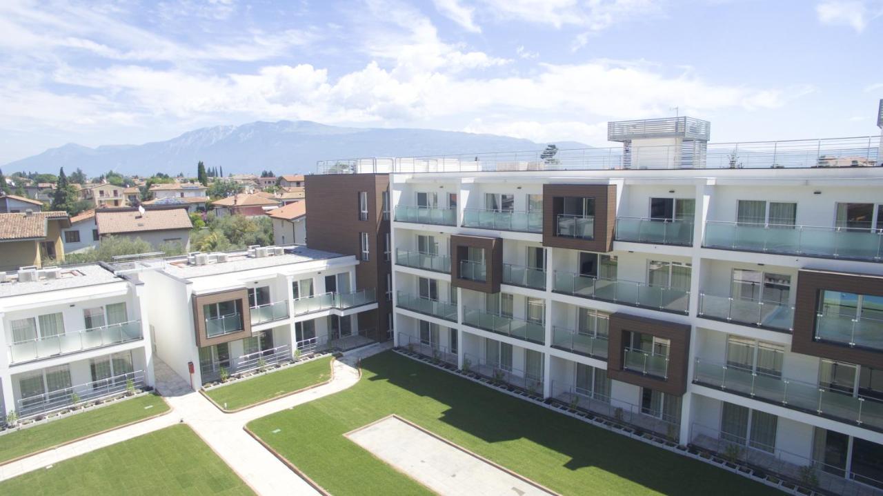 Piamarta Apartments Toscolano Maderno Bagian luar foto